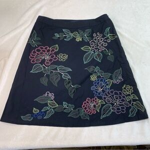 French Connection Sz 6 black cotton Floral silk Embroidered Skirt A-line midi